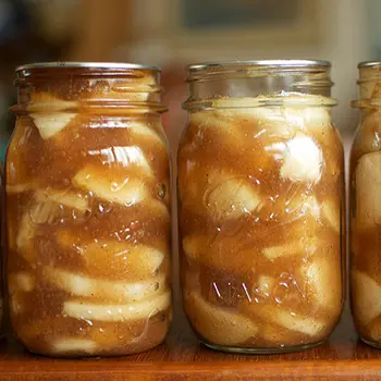 10 Canning Recipes From The Amish - Amish Canned Apple Pie Filling