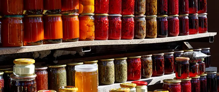 10 Amish Canning Recipes You Should Know About