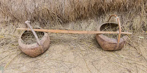 Pioneer shoulder yoke