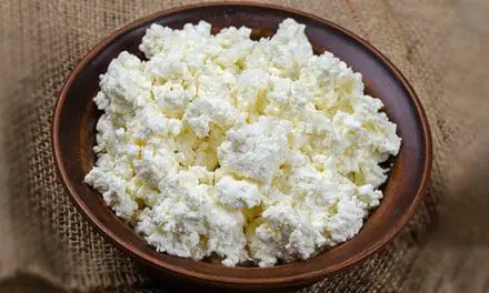 How to Make Homemade Cottage Cheese