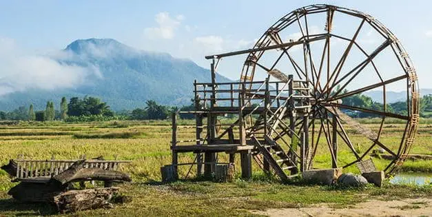 7 Homestead Projects That Turn You Into A Self-Sufficient Homesteader