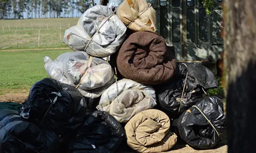 50 items to shop at yard sale