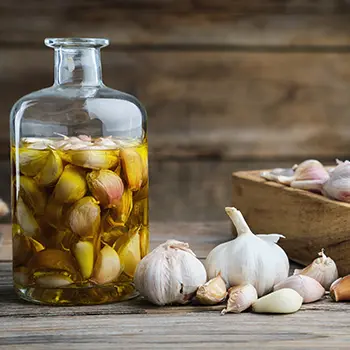 Natural Remedies From The Amish - Garlic