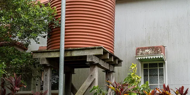 How To Thrive Without Running Water For A Year