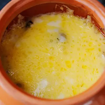 you can use clay pots as cheese aging pots