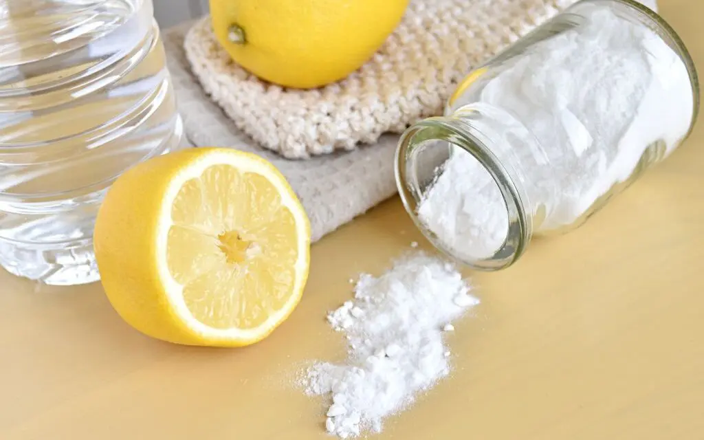 Deterring Unwanted Pests with Lemon and Baking Soda