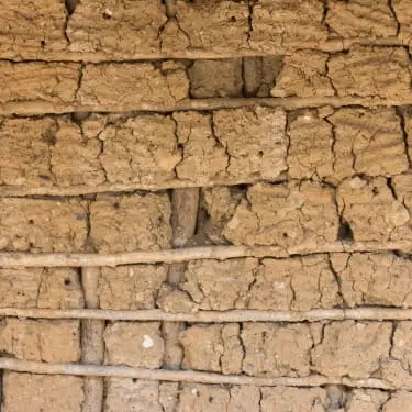 Mud wall