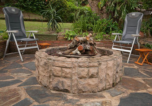 How To Make A Simple Fire Pit In Your Backyard