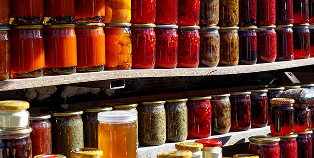 10 Canning Recipes From The Amish