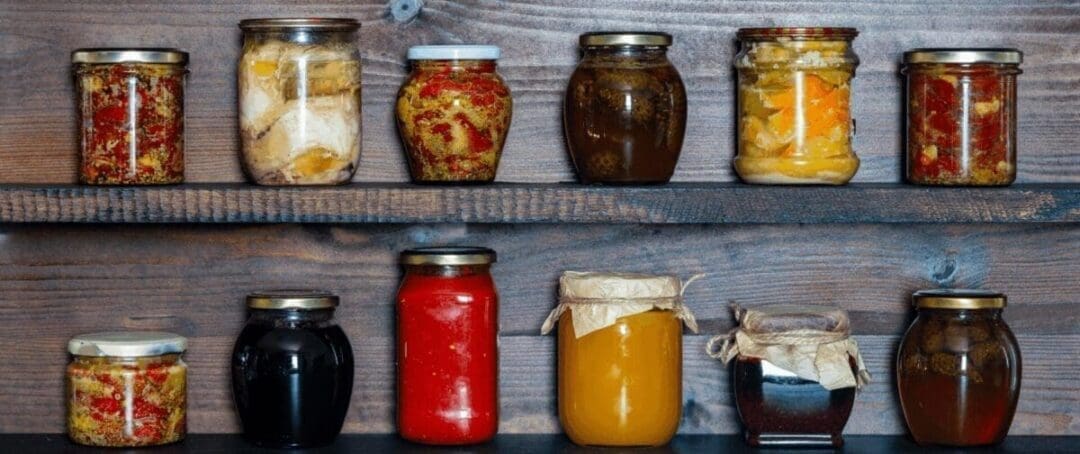 14 Foods You Should Preserve in Honey