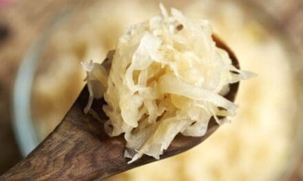 How to Make Fermented Cabbage
