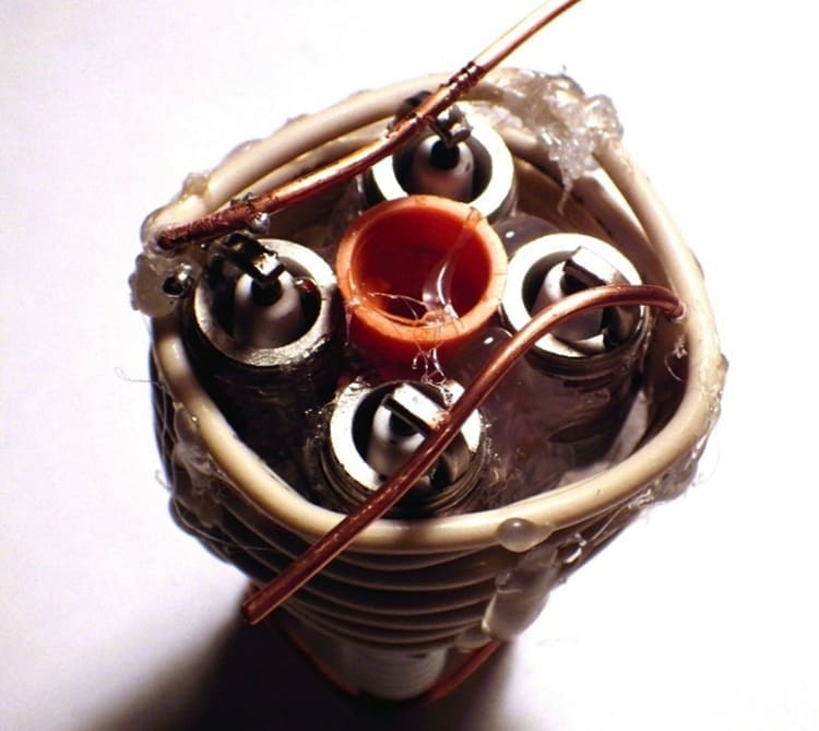 DIY Pocket-Size Generator 11