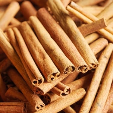 Cinnamon sticks