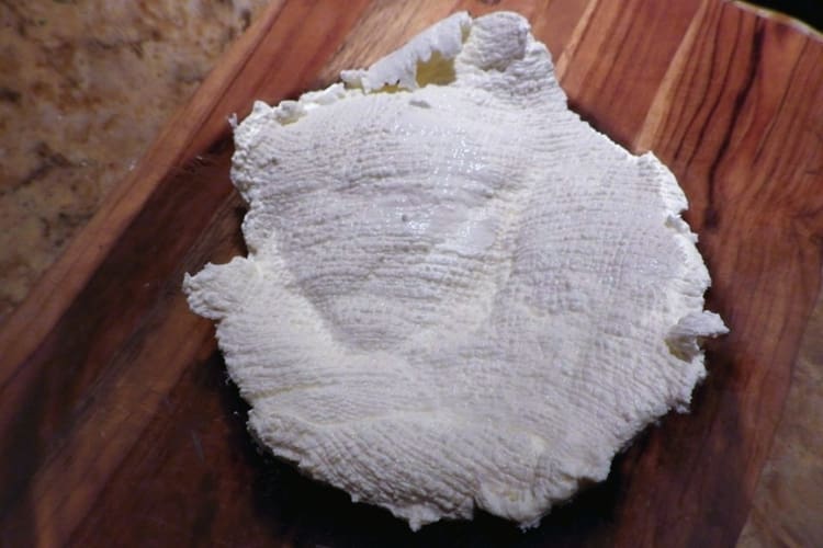 YOGURT FILTERED ON BOARD