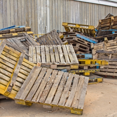 DIY Low-Cost Fence pallets